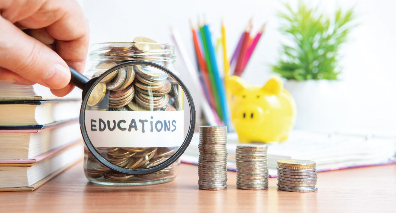Cost-and-Risks-of-Applying-to-UK-Universities-Alone-vs-With-Help