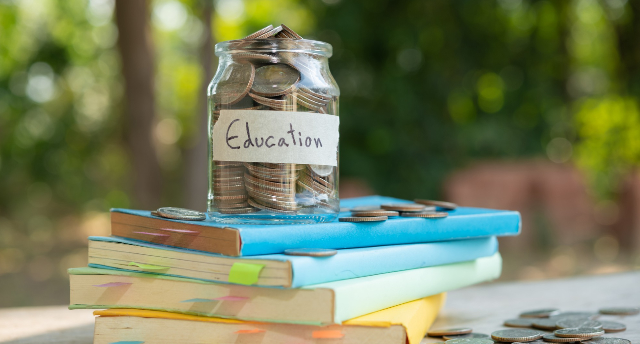 Average-Monthly-Student-Costs